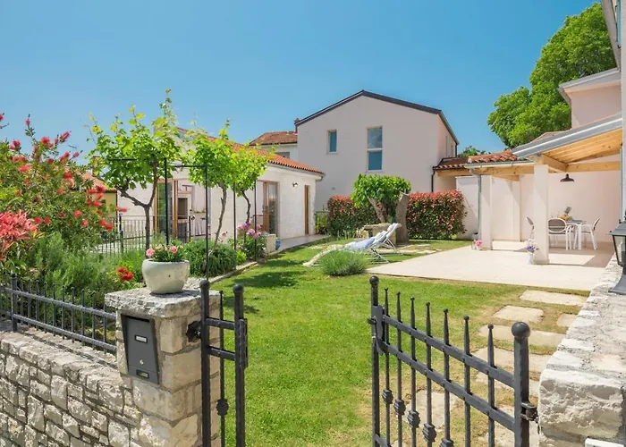 Casa Vita Holiday Home